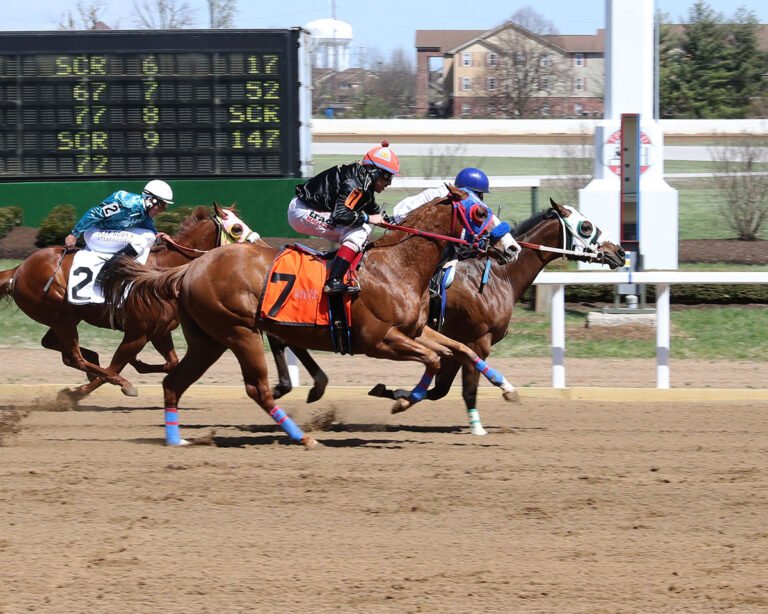 Maria-Gambrelli---Inaugural-Race---Sandy-Ridge-Red-Mile---04-01-23---Race-01---Finish-01-